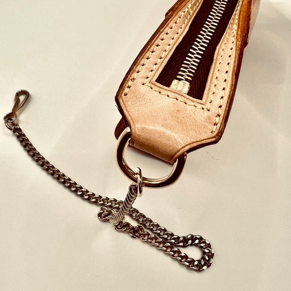 Louis Vuitton Vachetta Leather Pouch - Picture 5 of 8